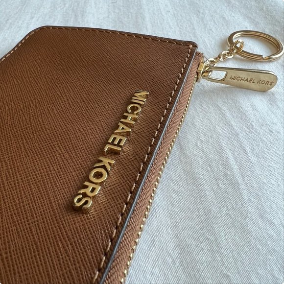 Michael Kors Jet Set Travel Saffiano Leather Zip Coin Pouch with ID Holder - Picture 1 of 11